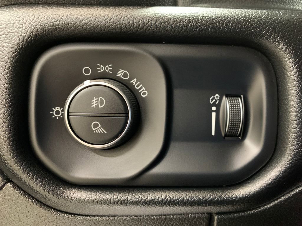 Used 2020 RAM 1500 Big Horn image 14