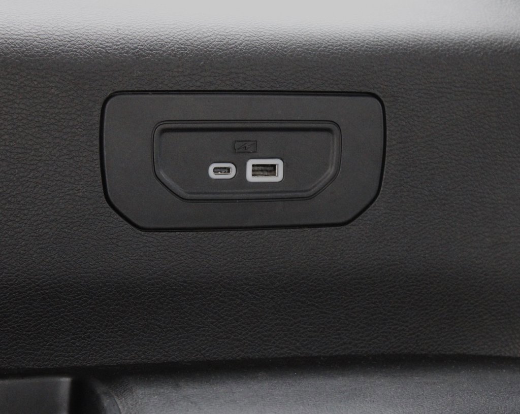 Used 2022 Jeep Grand Cherokee L Limited image 21