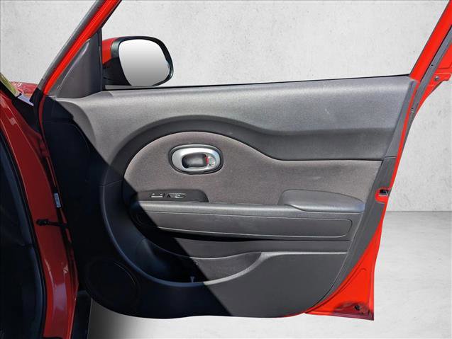 Used 2019 Kia Soul + image 22