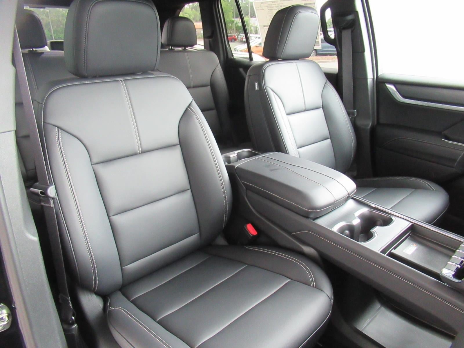 New 2026 GMC Acadia Elevation w/ Black Edition FWD image 9