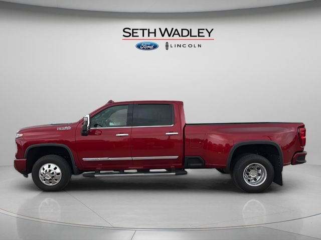 Used 2024 Chevrolet Silverado 3500 High Country AWD/4WD image 4