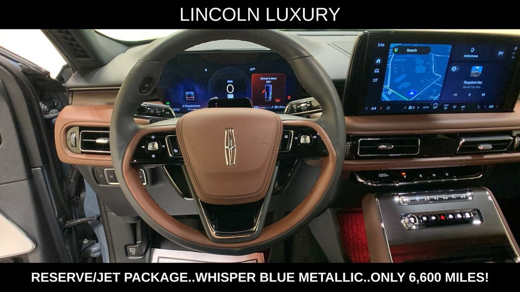 Used 2025 Lincoln Aviator Reserve w/ Equipment Group 201A AWD/4WD image 39