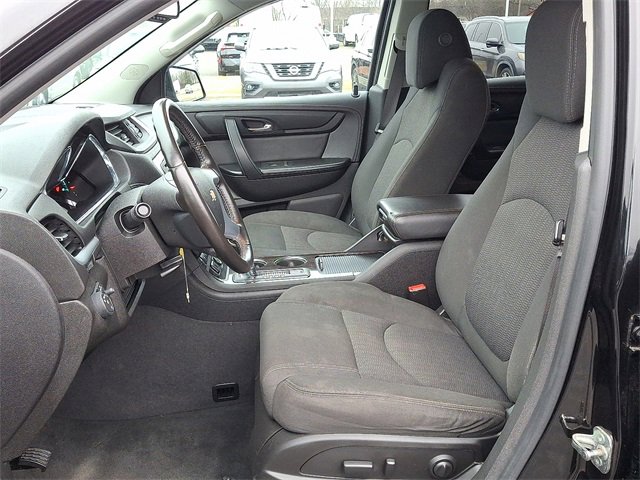 Used 2016 Chevrolet Traverse LT image 11