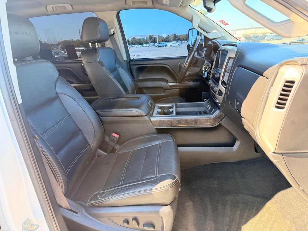 Used 2016 GMC Sierra 3500 Denali w/ Duramax Plus Package AWD/4WD image 11