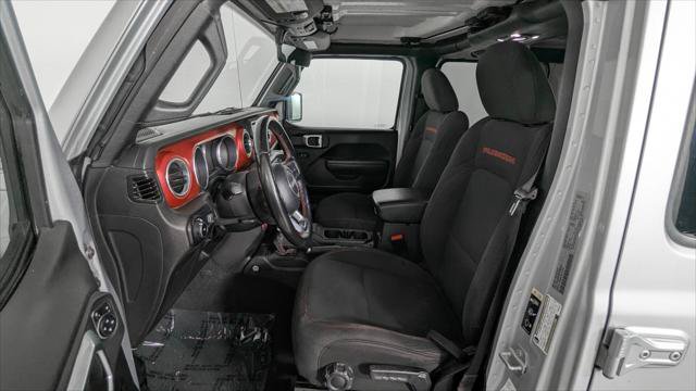 Used 2023 Jeep Wrangler Unlimited Rubicon w/ Cold Weather Group AWD/4WD image 14
