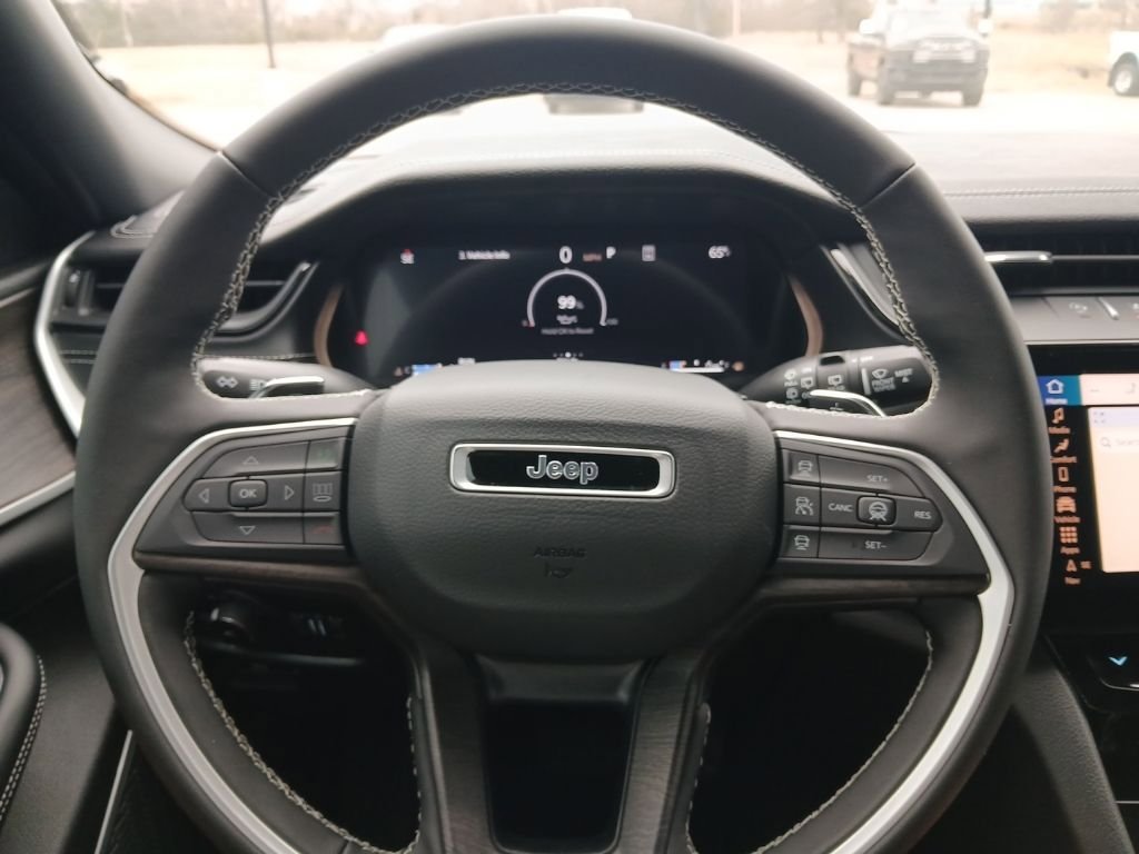 New 2026 Jeep Grand Cherokee Limited image 15