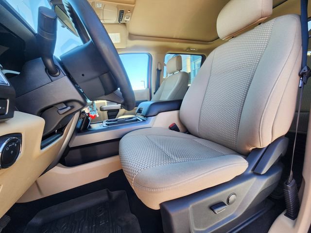 Used 2021 Ford F350 XLT w/ XLT Premium Package image 13