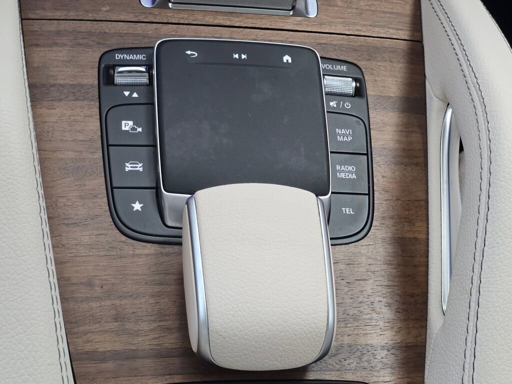 Used 2024 Mercedes-Benz GLE 450 4MATIC image 41