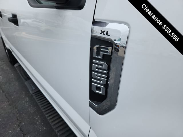 Used 2022 Ford F250 XL w/ Power Equipment Group AWD/4WD image 12