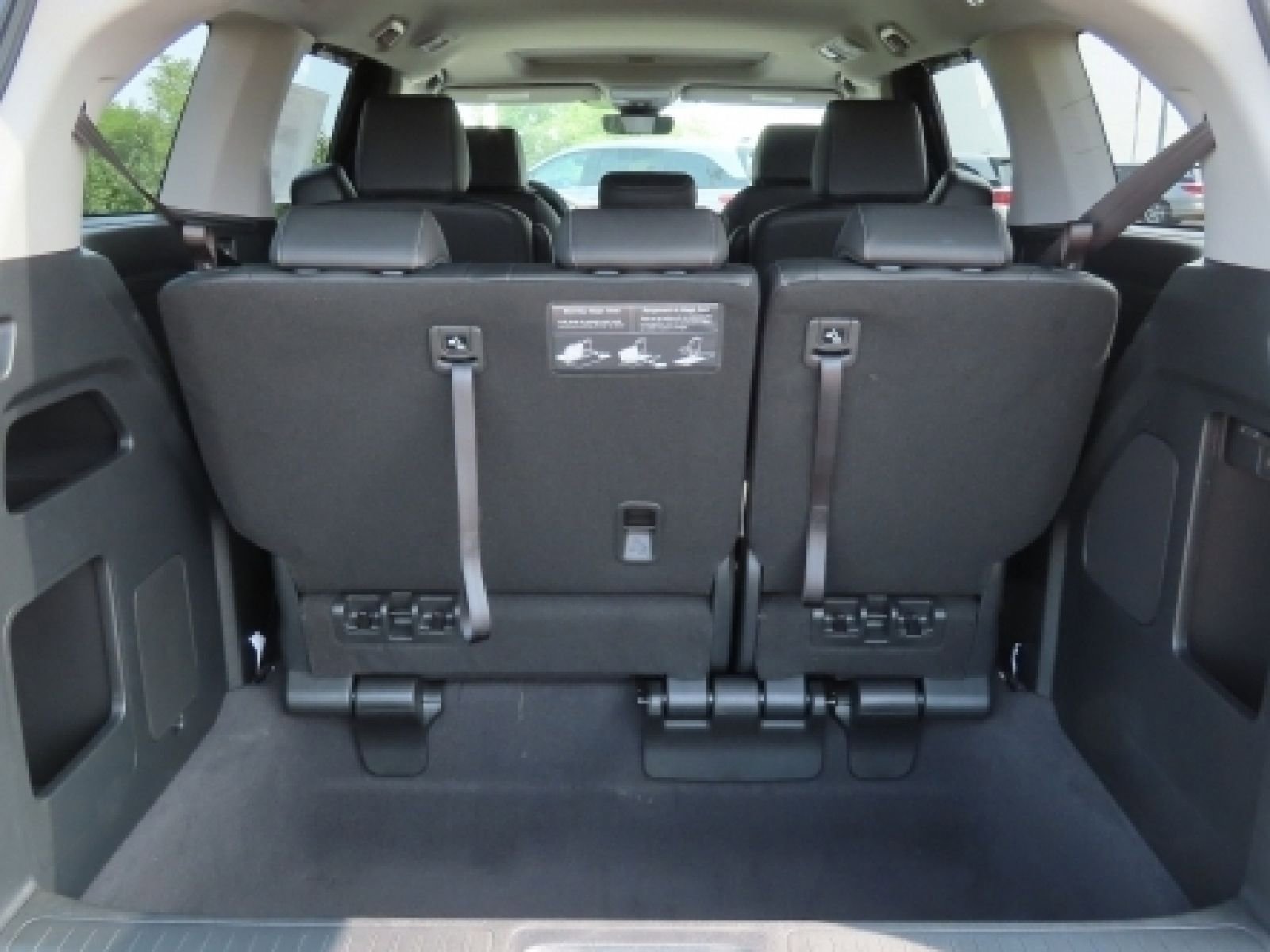 Used 2023 Honda Odyssey EX-L image 13