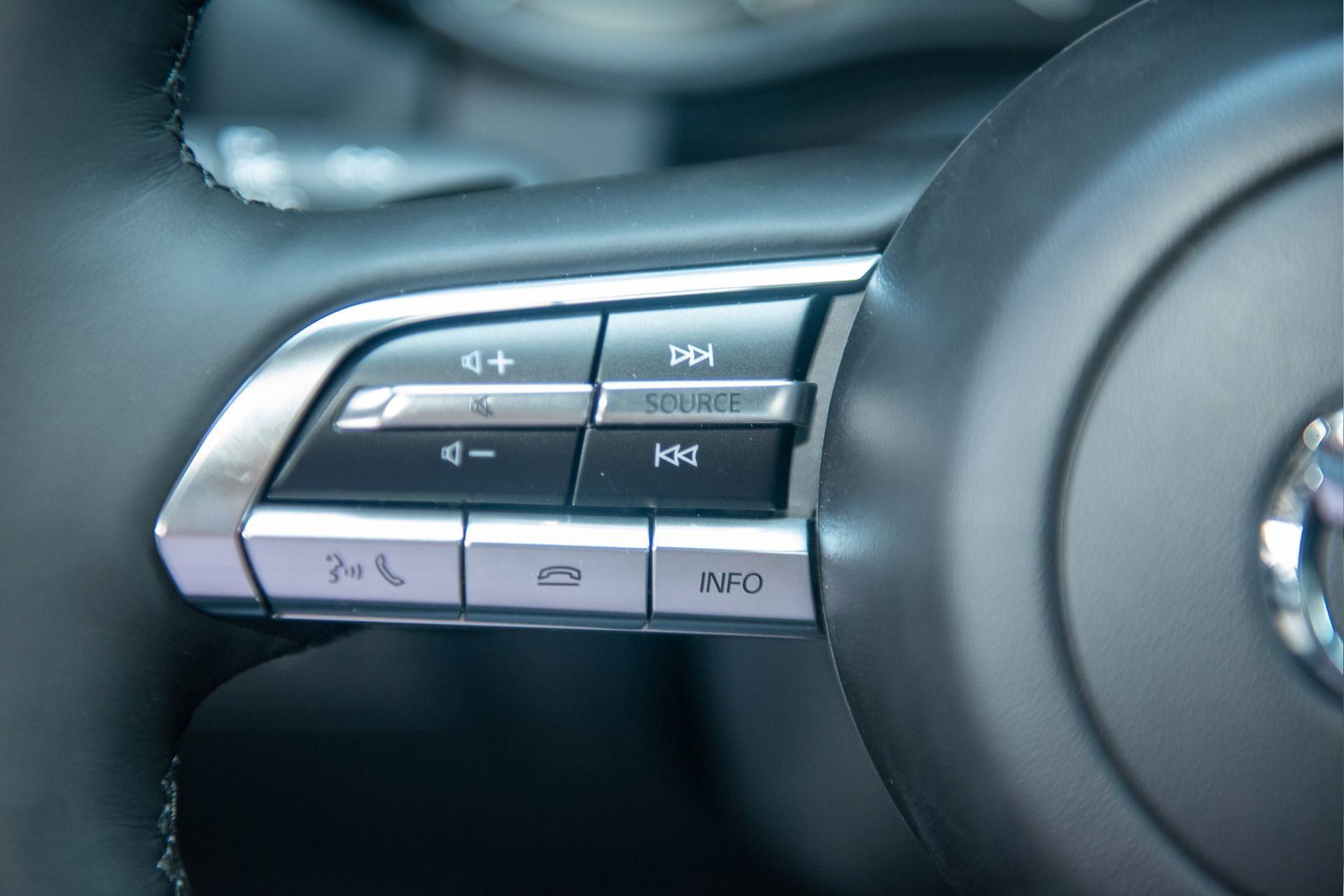 New 2025 MAZDA CX-50 Meridian Edition w/ Weather Package image 28