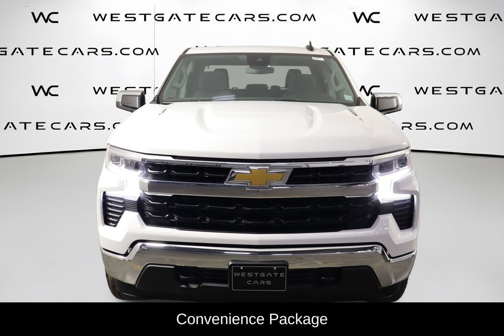 Used 2024 Chevrolet Silverado 1500 LT AWD/4WD image 2