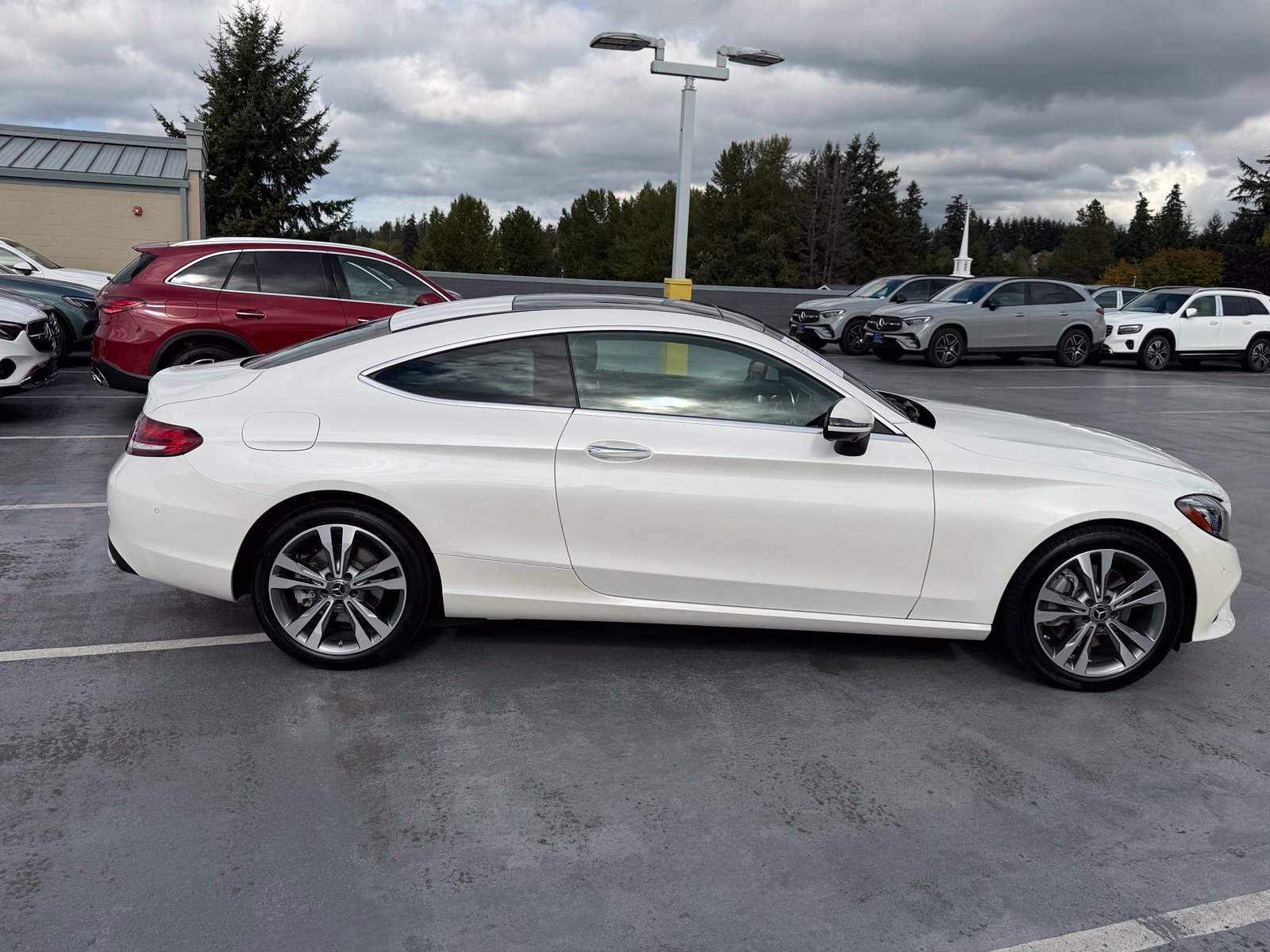 Used 2023 Mercedes-Benz C 300 4MATIC Coupe image 5