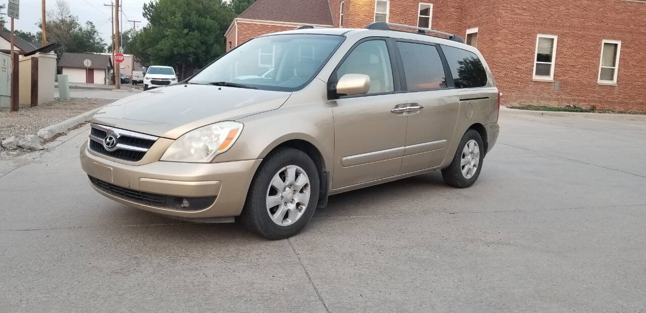 Used 2008 Hyundai Entourage Limited image 2