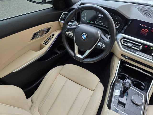 Used 2021 BMW 330i xDrive Sedan w/ Convenience Package image 34