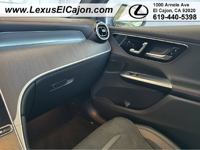 Used 2024 Mercedes-Benz GLC 43 AMG 4MATIC image 12