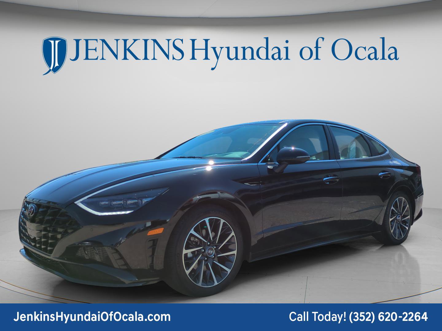 Used 2022 Hyundai Sonata Limited w/ Preferred Accessory Package FWD image 7