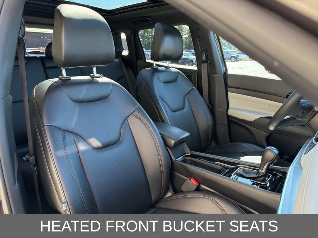 Used 2024 Jeep Compass Limited w/ Sun and Sound Group image 5