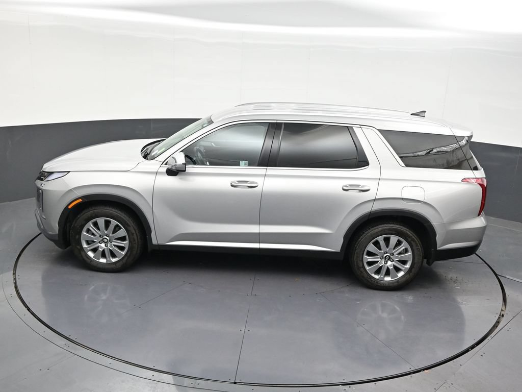 Used 2025 Hyundai Palisade SEL FWD image 17