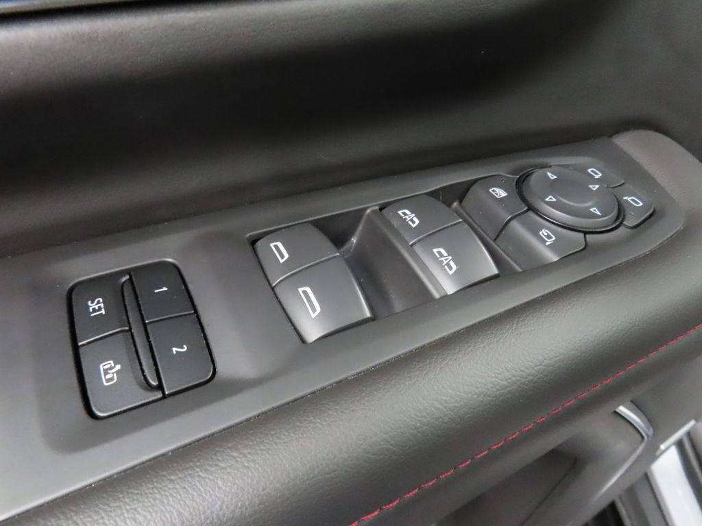 Used 2024 Chevrolet Suburban RST w/ Luxury Package image 71