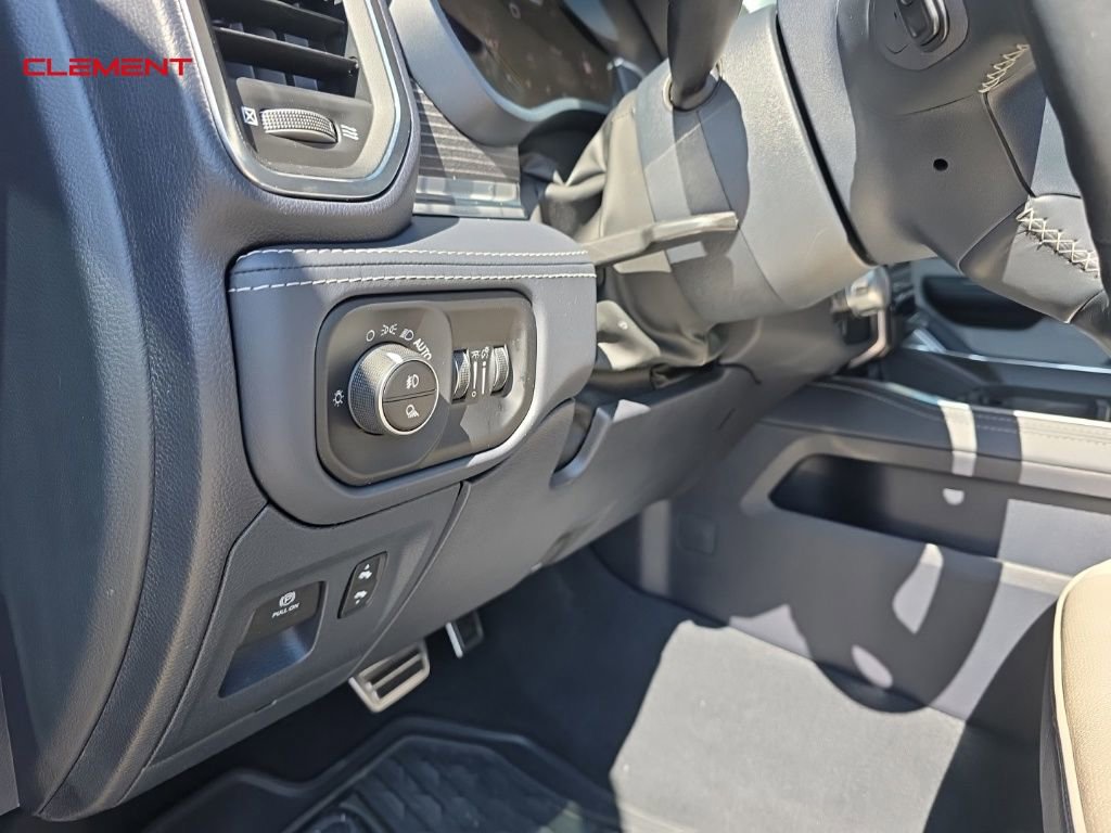 Used 2024 RAM 1500 Limited image 18