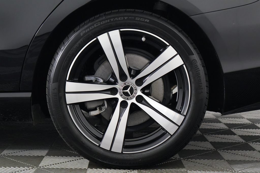 Certified 2022 Mercedes-Benz C 300 Sedan image 16