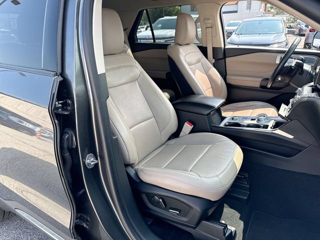 Used 2020 Ford Explorer Limited AWD/4WD image 26