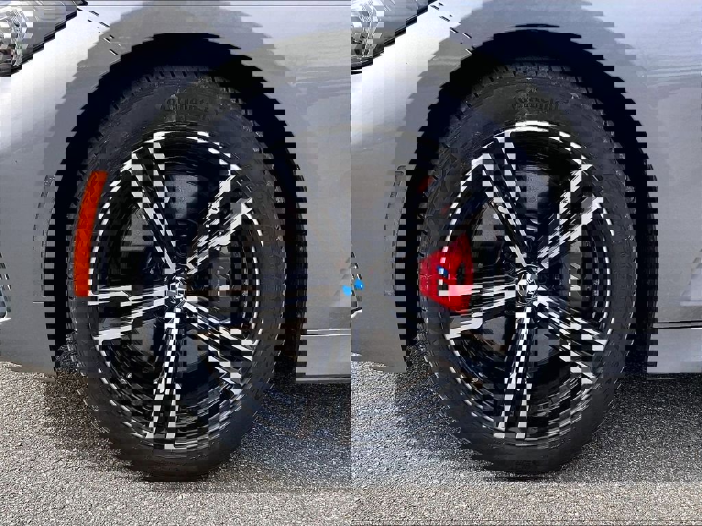 Used 2024 BMW M340i xDrive w/ Premium Package image 7