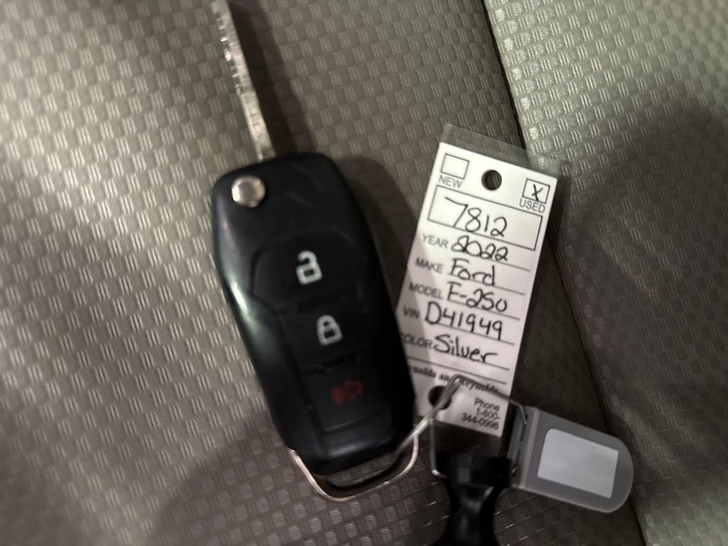 Used 2022 Ford F250 XL w/ Power Equipment Group AWD/4WD image 24