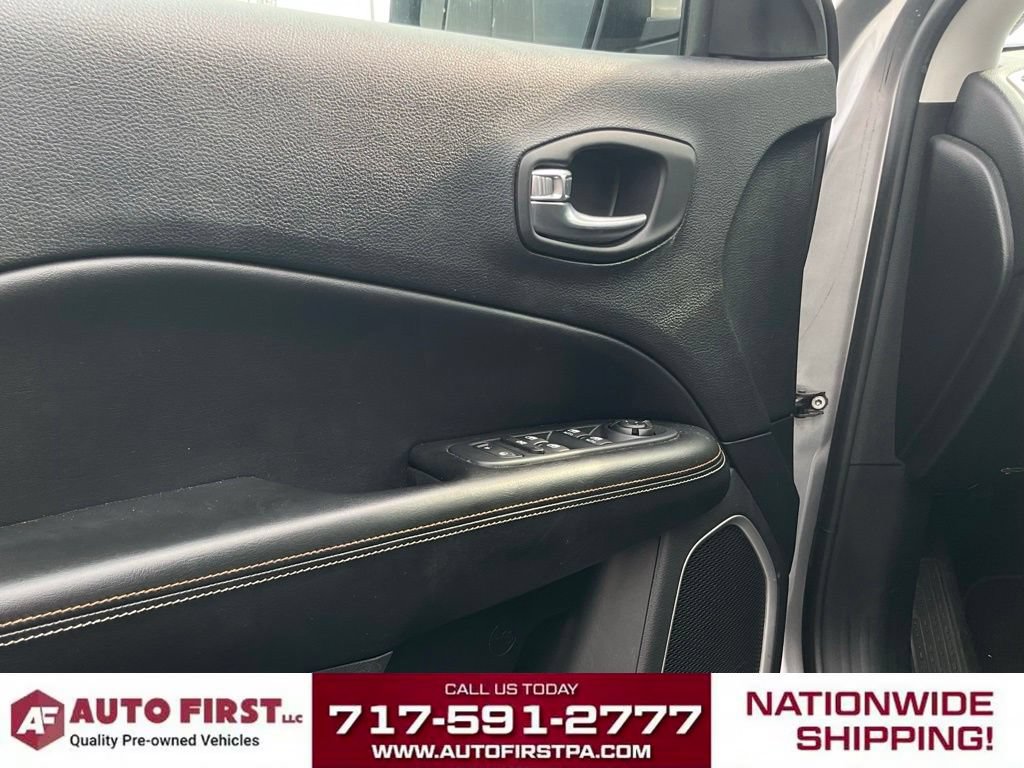 Used 2020 Jeep Compass Latitude AWD/4WD image 5