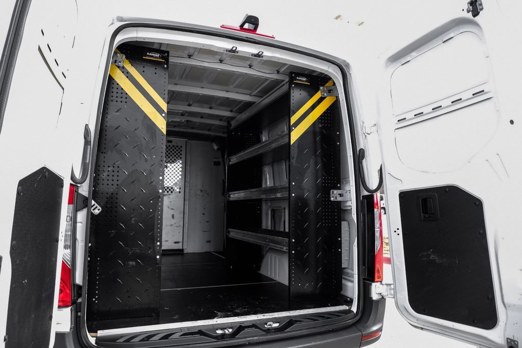 Used 2024 Mercedes-Benz Sprinter 2500 image 43