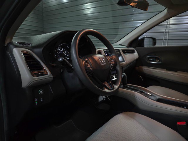 Used 2019 Honda HR-V EX image 10