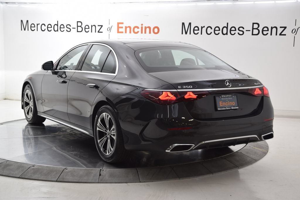 Used 2026 Mercedes-Benz E 350 4MATIC Sedan image 4