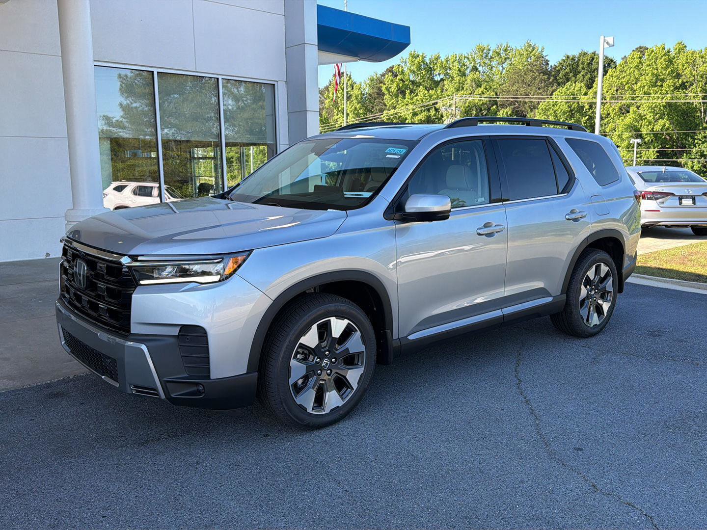 New 2026 Honda Pilot Elite image 2