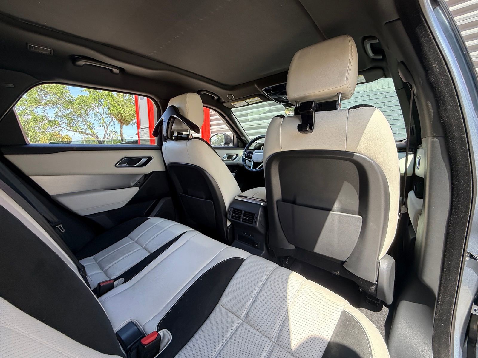 Used 2023 Land Rover Range Rover Velar R-Dynamic S AWD/4WD image 19