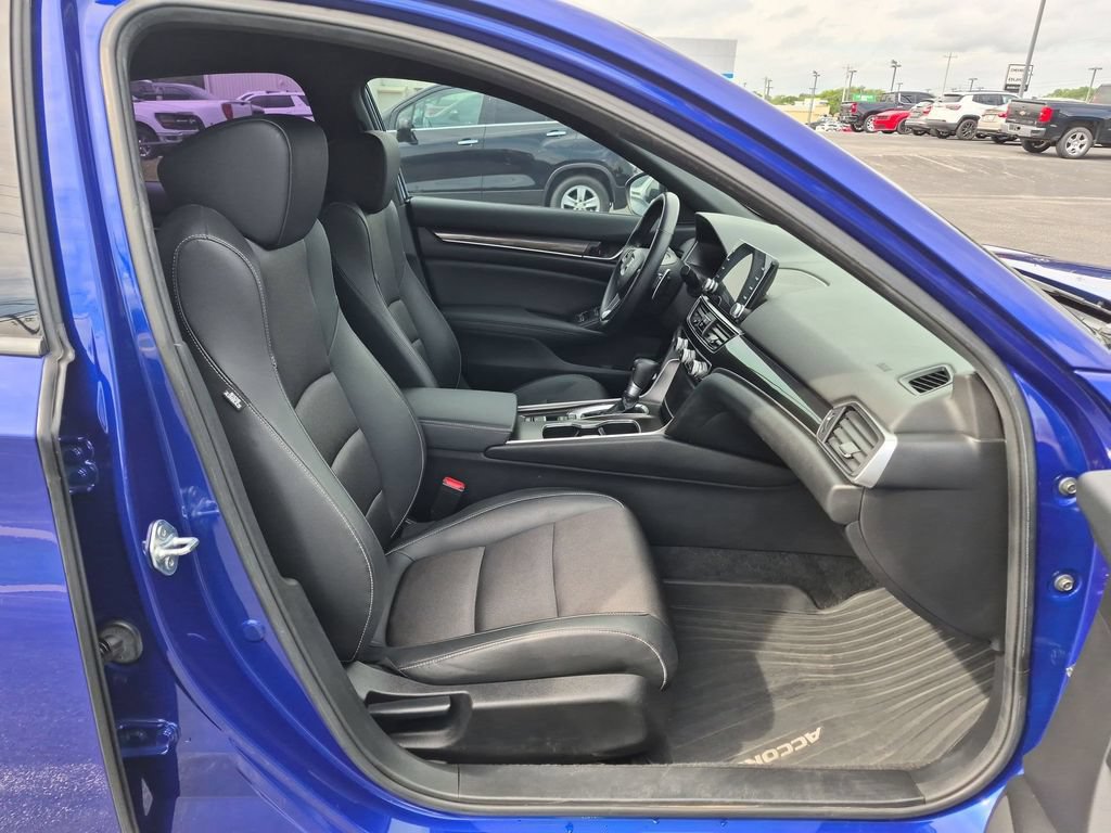 Used 2022 Honda Accord Sport image 25