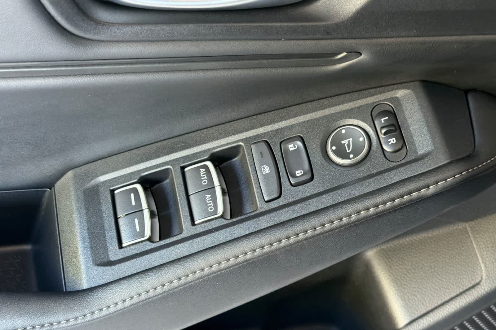 Used 2024 Honda Accord Sport image 13