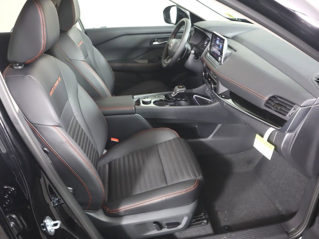 New 2026 Nissan Rogue SV AWD/4WD image 27