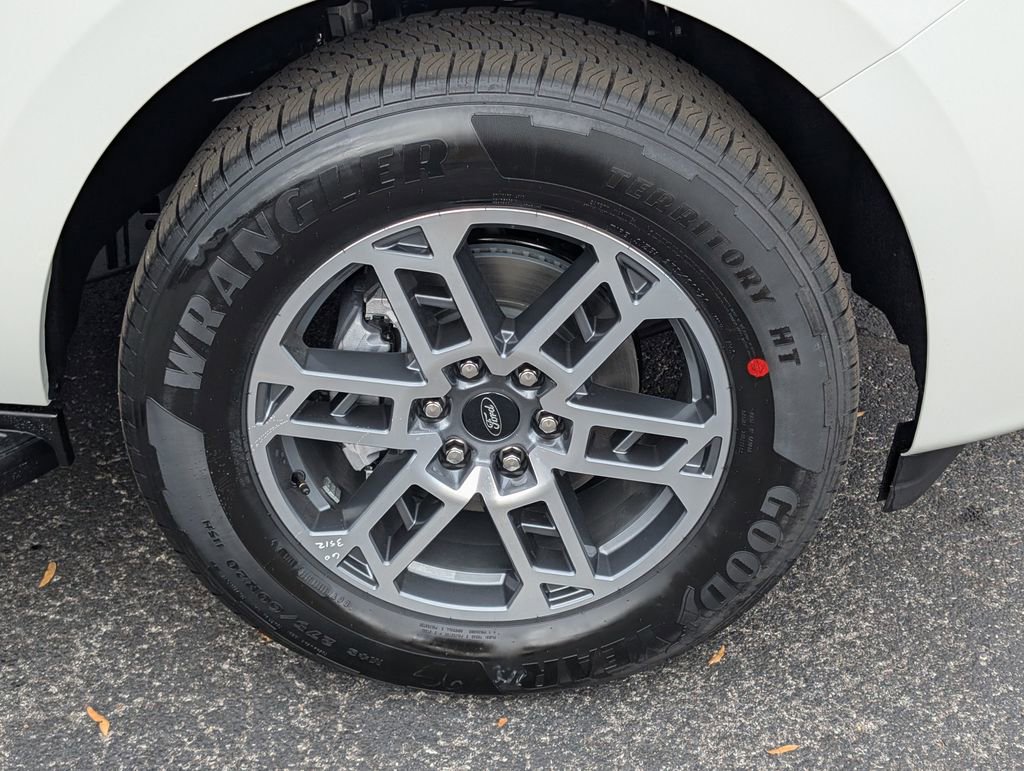 New 2025 Ford Expedition Active image 20