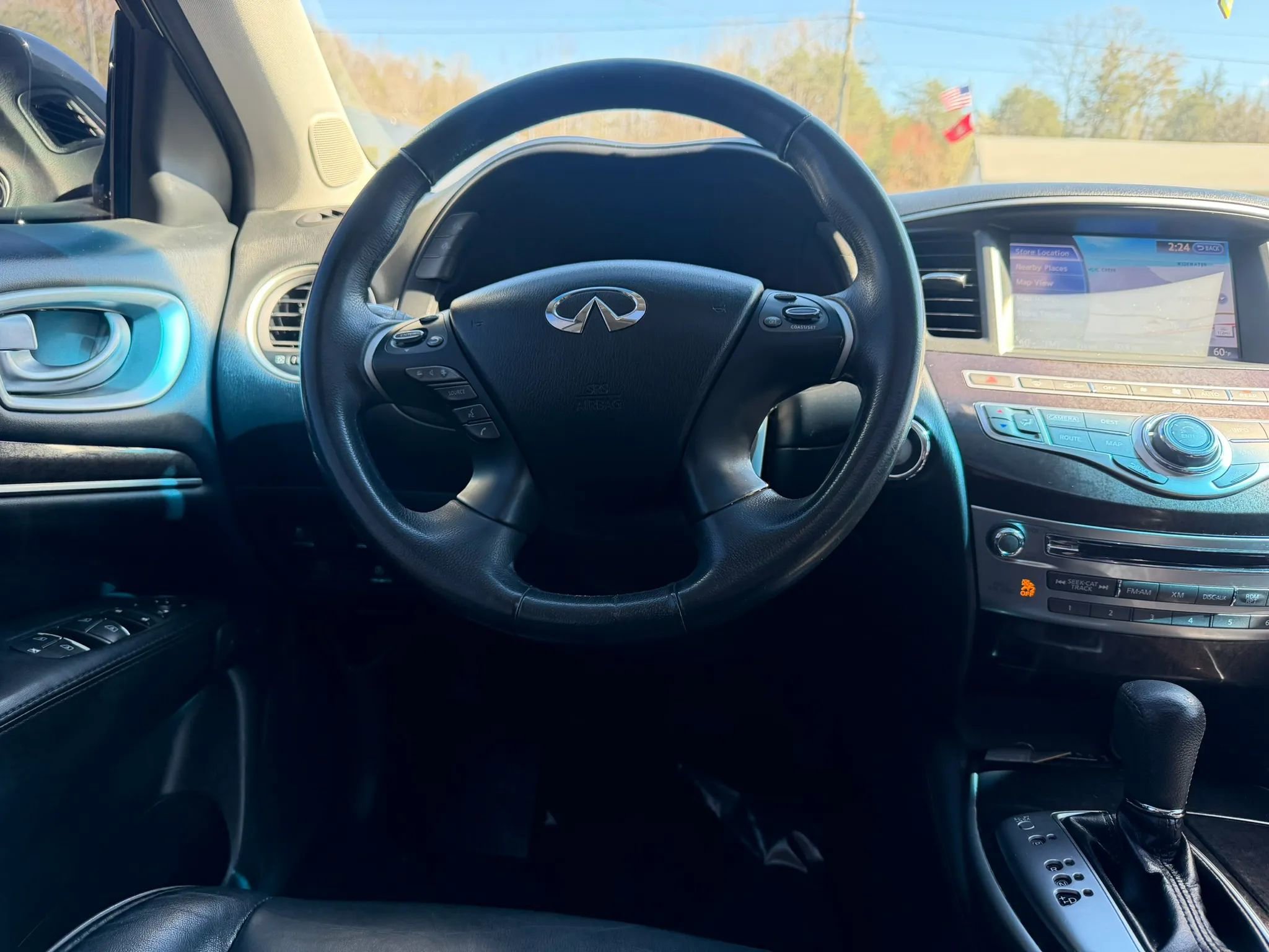 Used 2014 INFINITI QX60 AWD w/ Premium Plus Package image 32