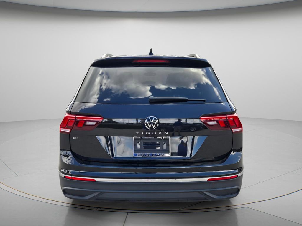 Used 2023 Volkswagen Tiguan SE FWD image 6