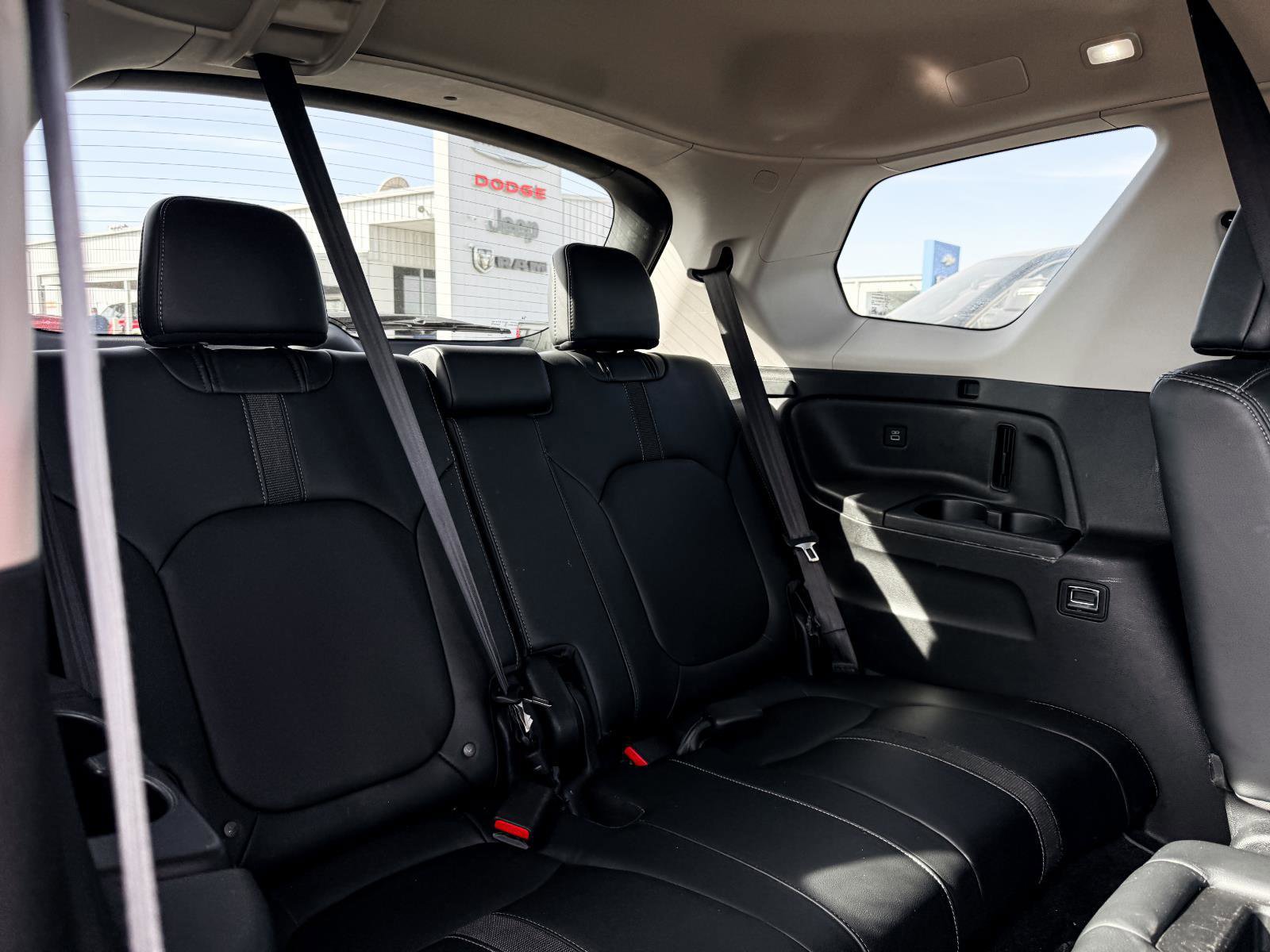 Used 2023 Honda Pilot EX-L image 19