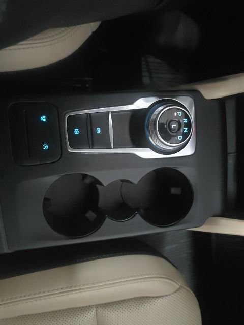 Used 2022 Ford Escape SEL image 25