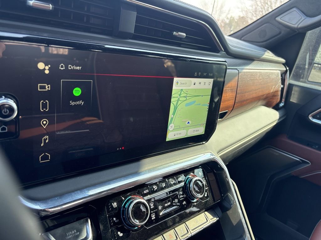 Used 2024 GMC Sierra 2500 Denali Ultimate image 39