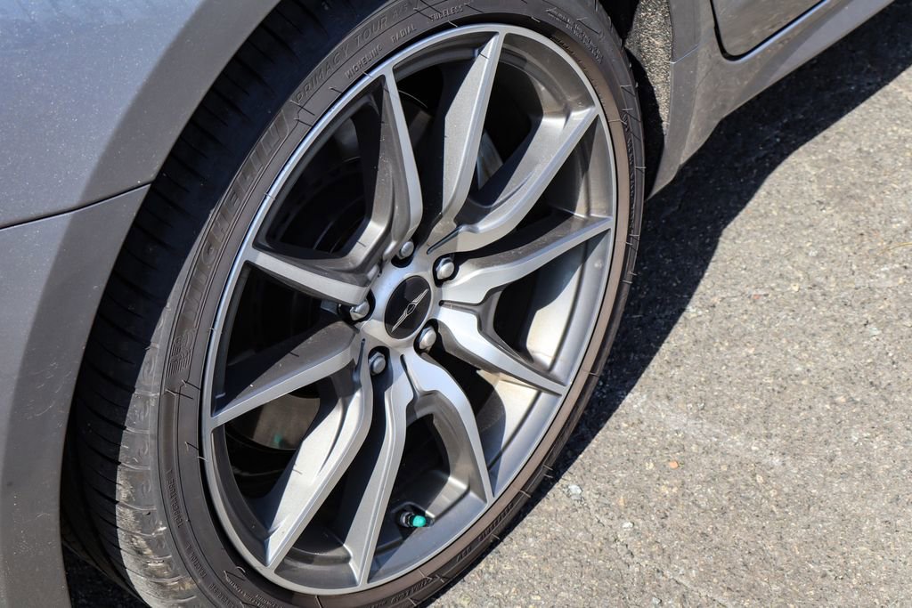 Used 2026 Genesis G70 2.5T image 41