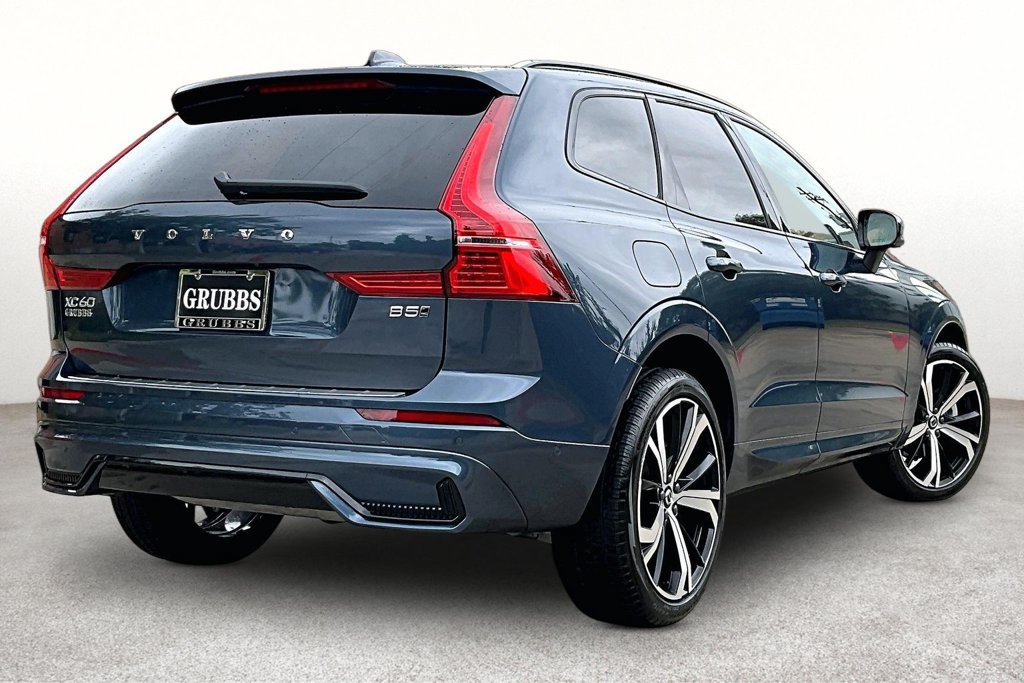 Certified 2025 Volvo XC60 B5 Ultra w/ Protection Package Premier AWD/4WD image 2