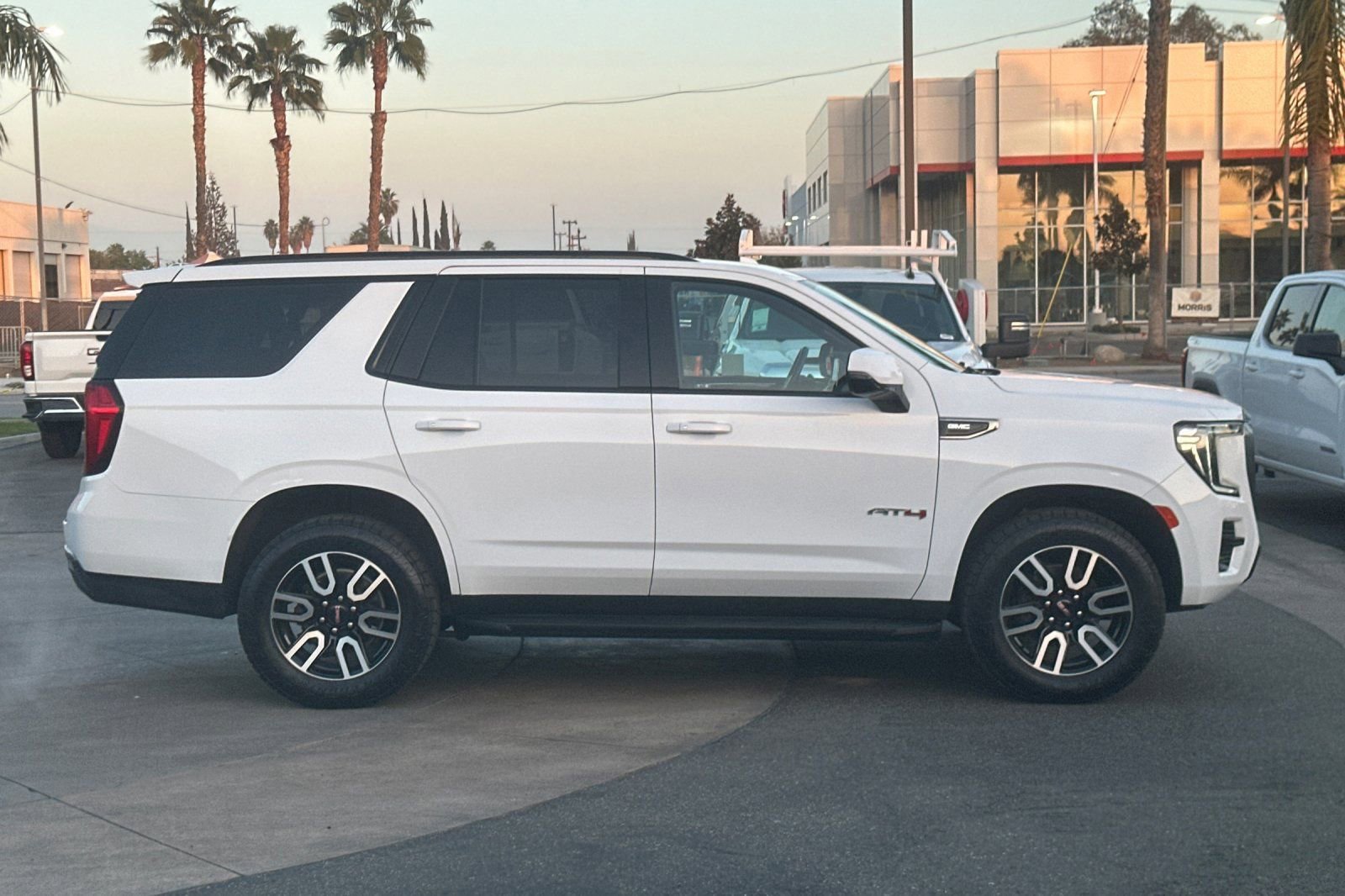 Certified 2022 GMC Yukon AT4 image 3