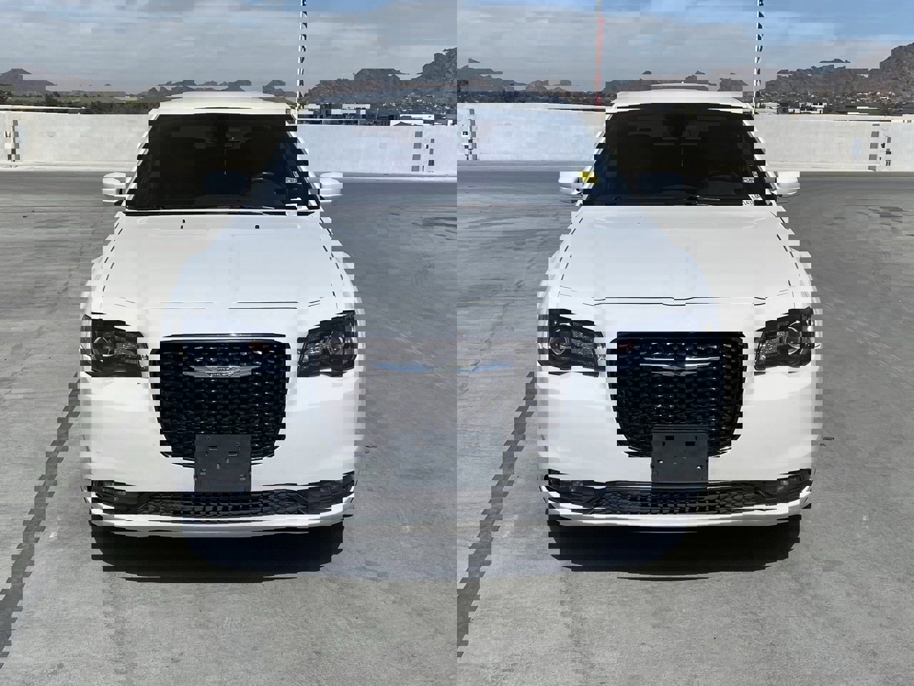 Used 2019 Chrysler 300 S image 2