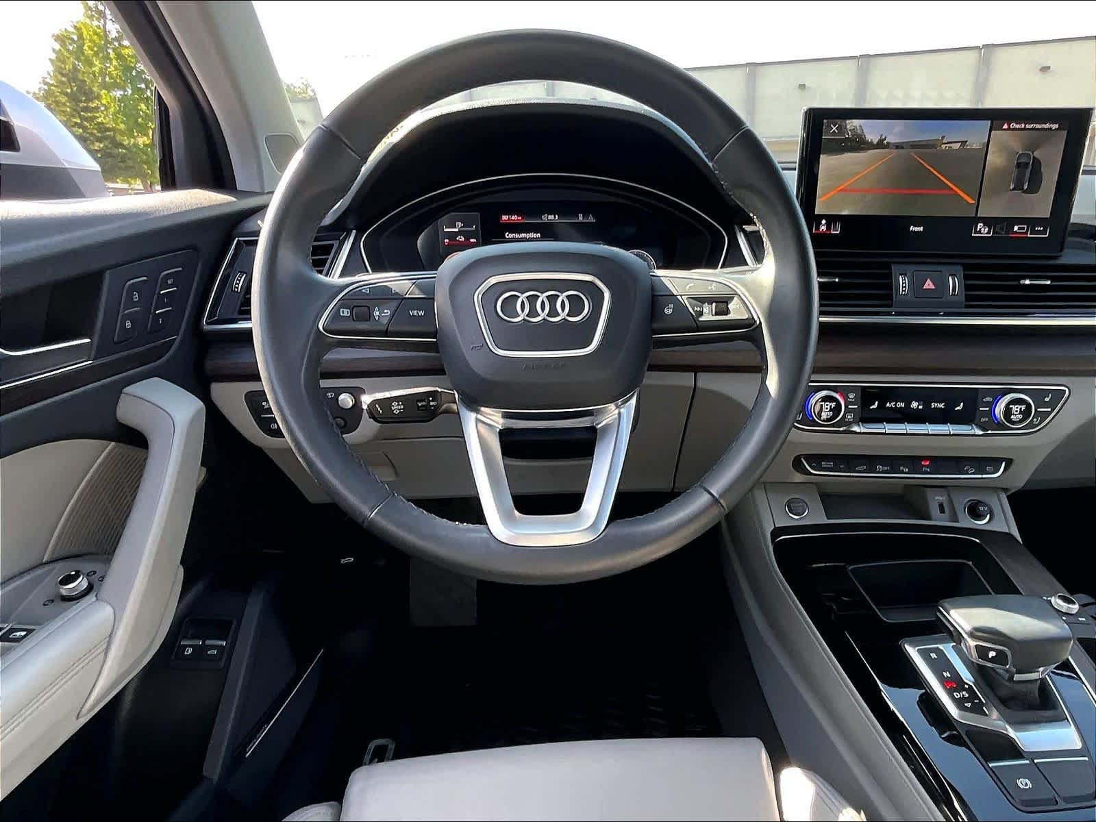 Used 2022 Audi Q5 e Prestige AWD/4WD image 9
