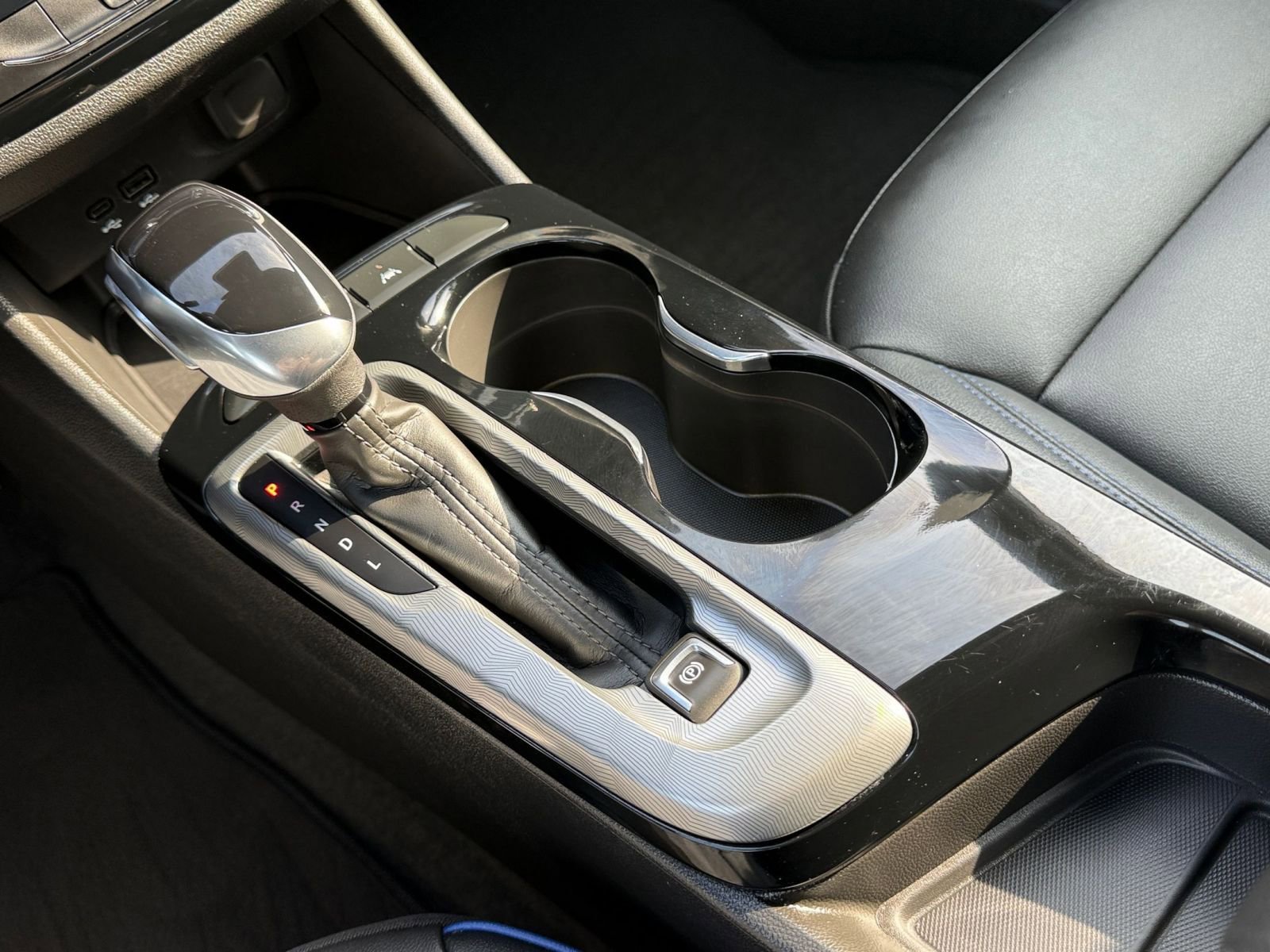 Used 2025 Buick Envista Sport Touring image 41